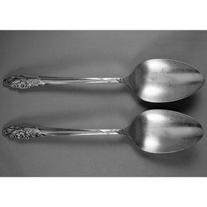 Oneida Community Evening Star Silverplate 1950 Lot of 2 Serving Spoons 8.5"